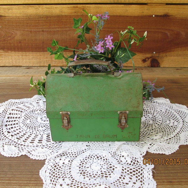 Antique Green  Metal Lunchbox