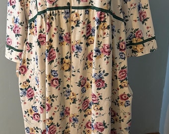 Bata larga de algodón vintage sin marca con estampado floral, camisón, talla XL.