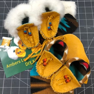 Moccasin Infant Kit (easy) Includes Video Tutorials