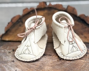 Premium Cream Leather Baby Fringe Moccasins
