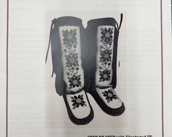 Storybook Mukluk Pattern Book (Contains all Sizes)
