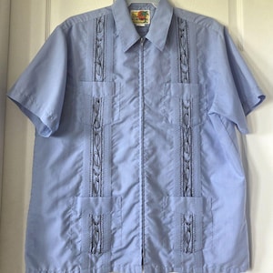 Vintage HABAND GUAYABERA Men&#39;s Blue Embroidered Short Sleeve Zip Front Shirt