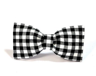 The ‘Check Mate’ Bow Tie Black And White Check Dog Bowtie Buffalo Check Cat Collar Elastic Strip Boy Dapper Classic Slide On Bow Handsome