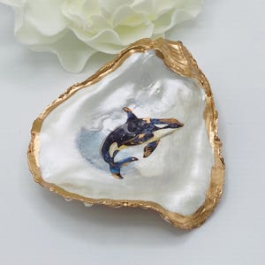 Orca - Oyster Shell Ring Dish, whale Oyster Trinket Dish, Shell Jewelry Dish, Jewelry Tray, ornament