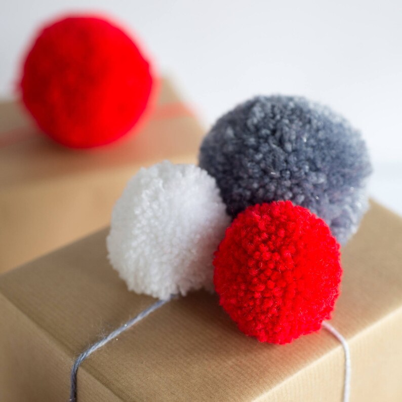 Pom Pom Gift Wrap Decoration 5pk Christmas Pom Poms Gift Etsy