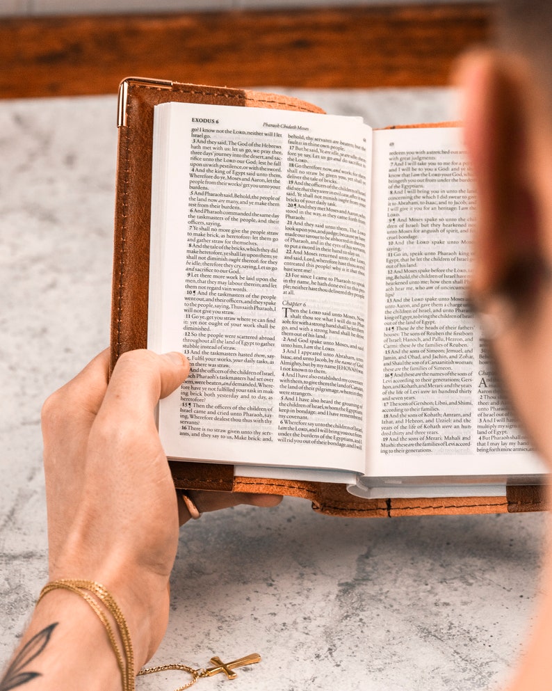 Personalised Tan Brown Leather Bible Cover Laser Engraved Name Genuine Leather Handmade In England A6 image 4