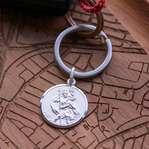 Sterling Silver 925 St Christopher Keyring, Sterling Silver, Traveller Gift, Adventure Key fob, Keyring, Travel Gift, 24mm, Gift Boxed image 5