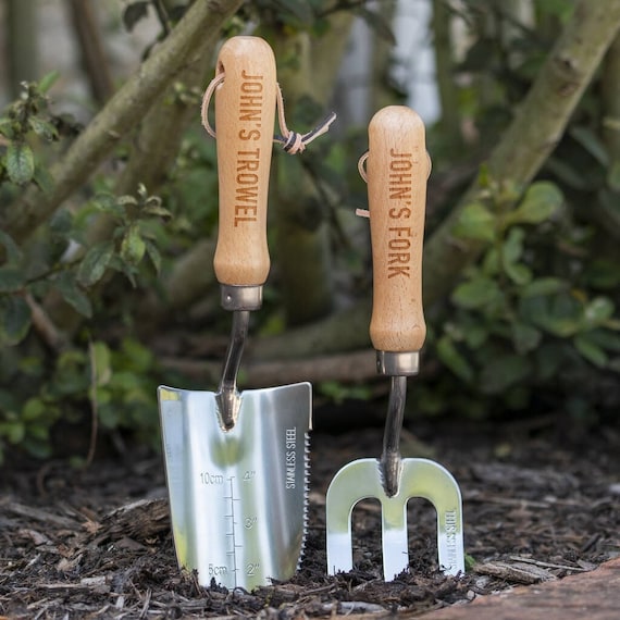 Personalised Deluxe Garden Tool Set Engraved Steel Fork and