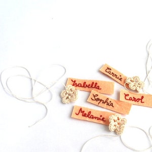 Complemento de NOME ou MONOGRAMA de personalização, personalize uma boneca minúscula para torná-la pessoal, sinal personalizado, letras