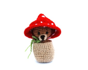 crochet bear in a mushroom purse, 2 in 1, travel toy for children, cute miniature bear, mushroom doll, small stuffed teddy bear, amigurumi