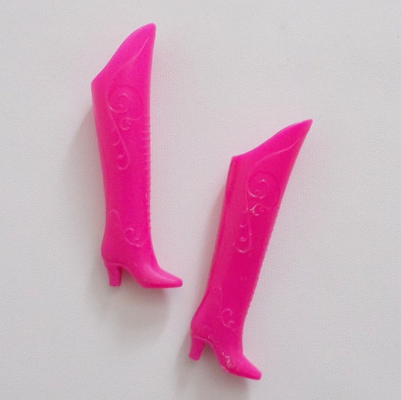 pink barbie boots
