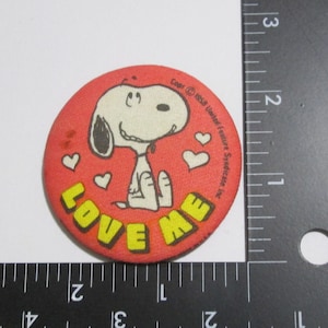 Snoopy Love Me Button Pin Fabric Peanuts Pin Butterfly Originals 70s Cartoon Dog Made In USA