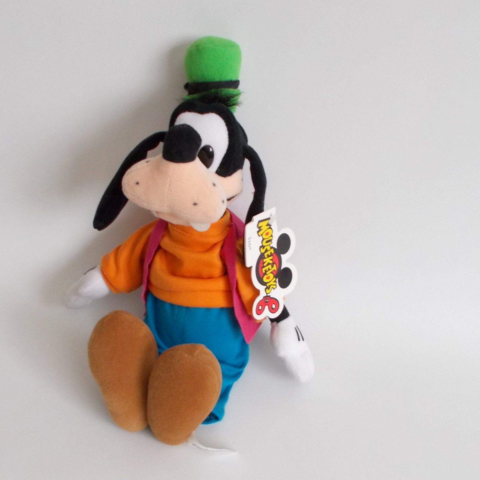 vintage goofy stuffed animal