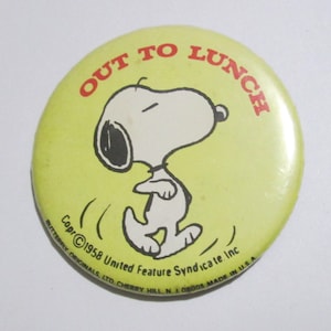 Snoopy Out To Lunch Peanuts Button Pin Butterfly Originals Cartoon Pin 70s Pinback Made In USA