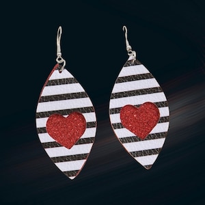 Striped heart earrings (CHD) inspired! Drop earrings