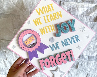 Kinder Graduation Cap Topper, Custom Preschool Kindergarten Graduation Cap, Graduation 2026, Decorated Graduation Cap Cover