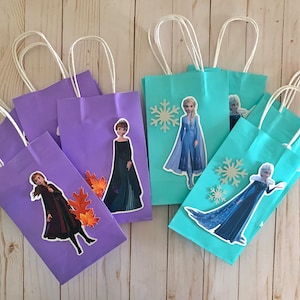 Frozen 2 Party favor bags, Elsa and Anna party favor bags, Frozen party decorations, Frozen theme party favor bags, Frozen gift bags