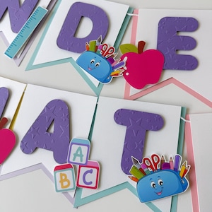 Banner per la laurea dell'asilo Decorazioni per la festa di laurea dell'asilo Colori pastello Decorazioni per la laurea Classe dell'asilo del 2025 Festa dell'asilo