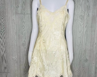 Nwt Vintage white & gold label Victoria secret lace teddy nightgown lingerie