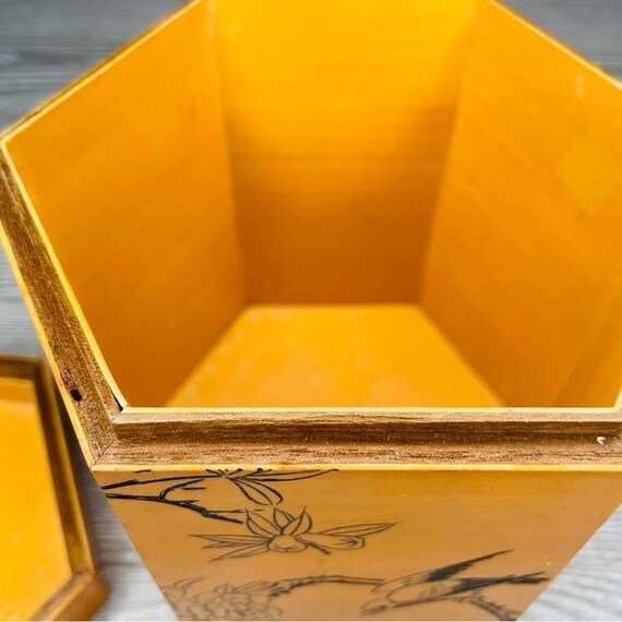 Vintage HNA Chinese Bamboo Hexagonal Tea Caddy Box Floral Birds