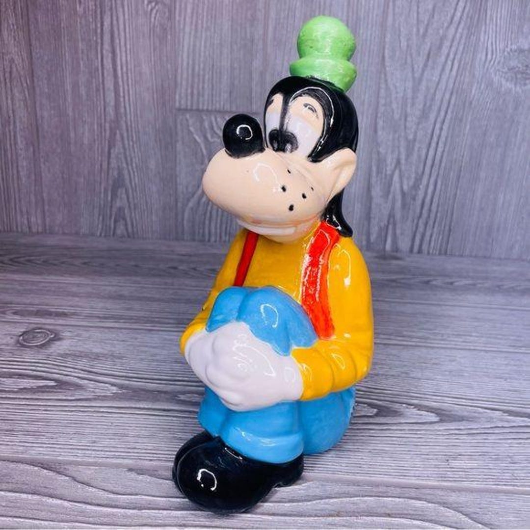 Vintage Walt Disney World Production Studio Pottery Slip Cast