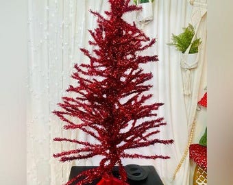 Adorno para árbol de Navidad estilo retro de 4 pies con oropel rojo, de la época de 2003
