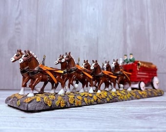 Hawthorne Village Budweiser 2018 Clydesdales Autumn Masterpiece 14-01086-007