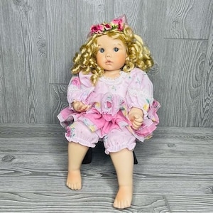 briar rose by Cindy marschner rolfe for masterpiece gallery’s porcelain doll