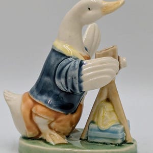 Vintage 1980s Ceramic Goose figurine