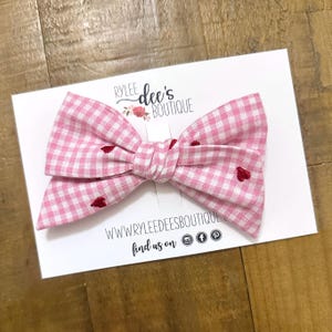 IZZY BOW | Embroider, Embroidered Hearts, Valentine's Day, VDay, Heart Bow, Hair Clip, Accessory