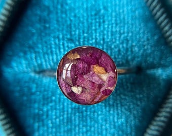 Round Memorial Flower Ring