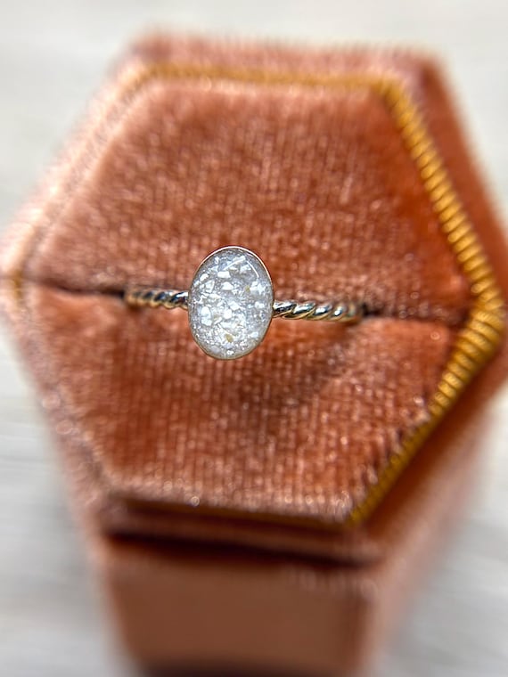 Oval Pet Cremation Ring, Pet Ash Ring, Memorial Keepsake Jewelry, Ashes Ring, Pet Remembrance Ring, Cremains Jewelry