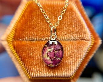 Gold Oval Memorial Flower Necklace
