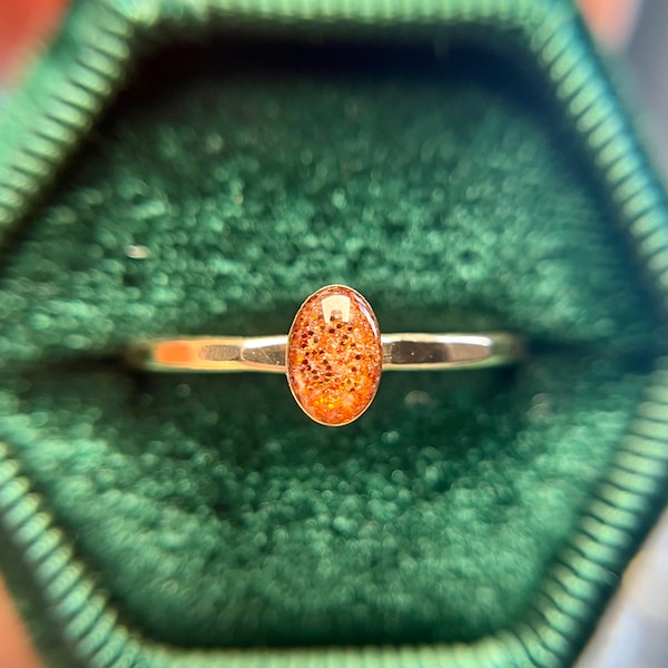 Tiny Gold Oval Cremation Ring | Keepsake Jewelry | Cremation Ring | Cremation Jewelry | Memorial Jewelry | Cremation Jewelry | Ashes