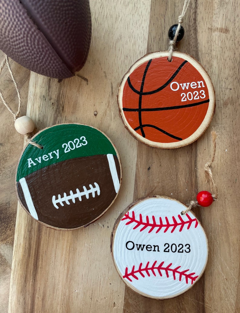 Personalized Football Ornament Christmas Tree Decor, Custom Name & Number Basketball Ornament, Basketball Players Coach Keepsakes Gifts zdjęcie 2