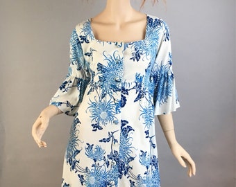 Alfred Shaheen Vintage Dress// 70s Hawaiian Maxi Dress// Long Cotton Summer Vintage Dress Size small or medium (F1)