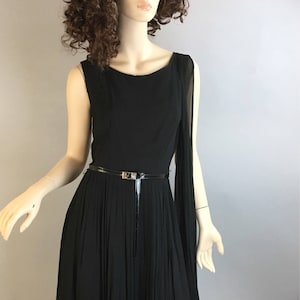 Vintage 60s Dress // Crepe Cocktail Dress // Vintage 60s Evening Dress (F1)