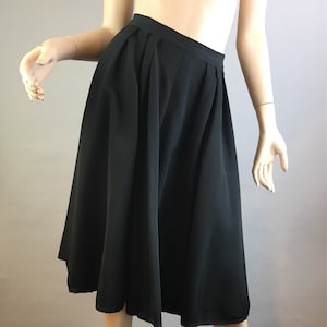 Vintage 50s Circle Skirt// Black Taffeta Circle Skirt// Vintage Poodle Style 50s Skirt all Black (F1)