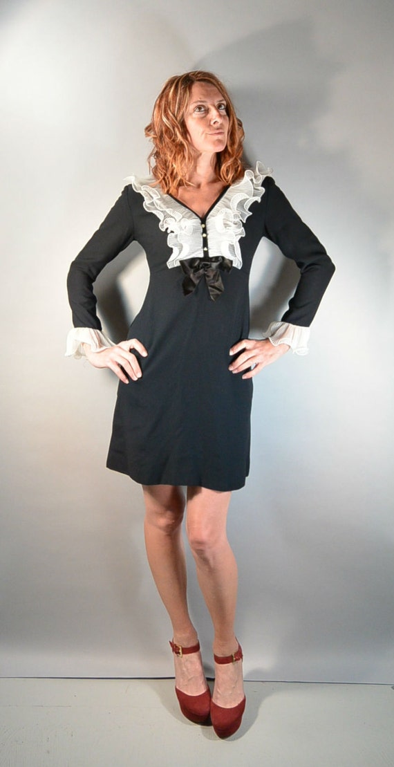 60s Mod Dress// Wednesday Adams Dress// Tuxedo St… - image 2