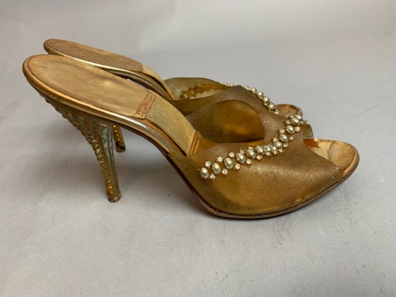 Vintage Plastic Shoes// 50S Clear Gold ANd Rhines… - image 6