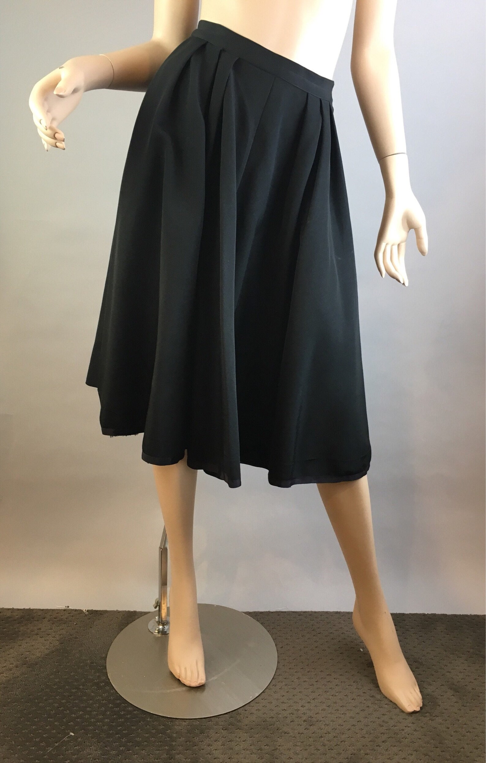 Vintage 50s Circle Skirt// Black Taffeta Circle Skirt// Vintage Poodle