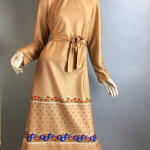 Vintage 70s Dress// 70s Day Dress// Deadstock Beige Dress blue poppies F1 image 2