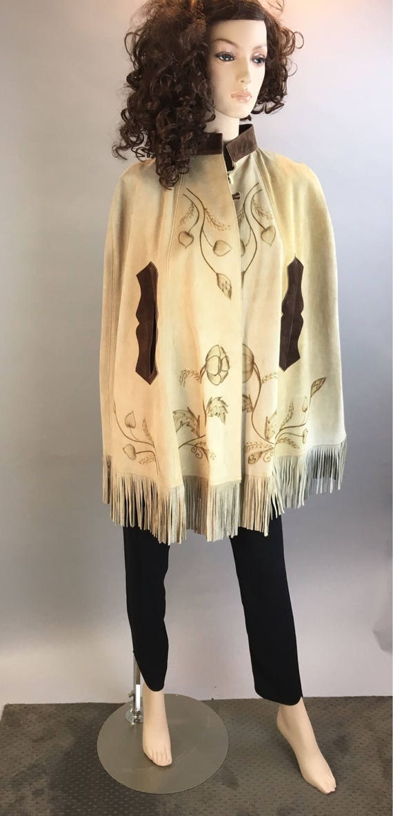 Vintage 60s Suede Fringe Cape// Hippie Festival Ca