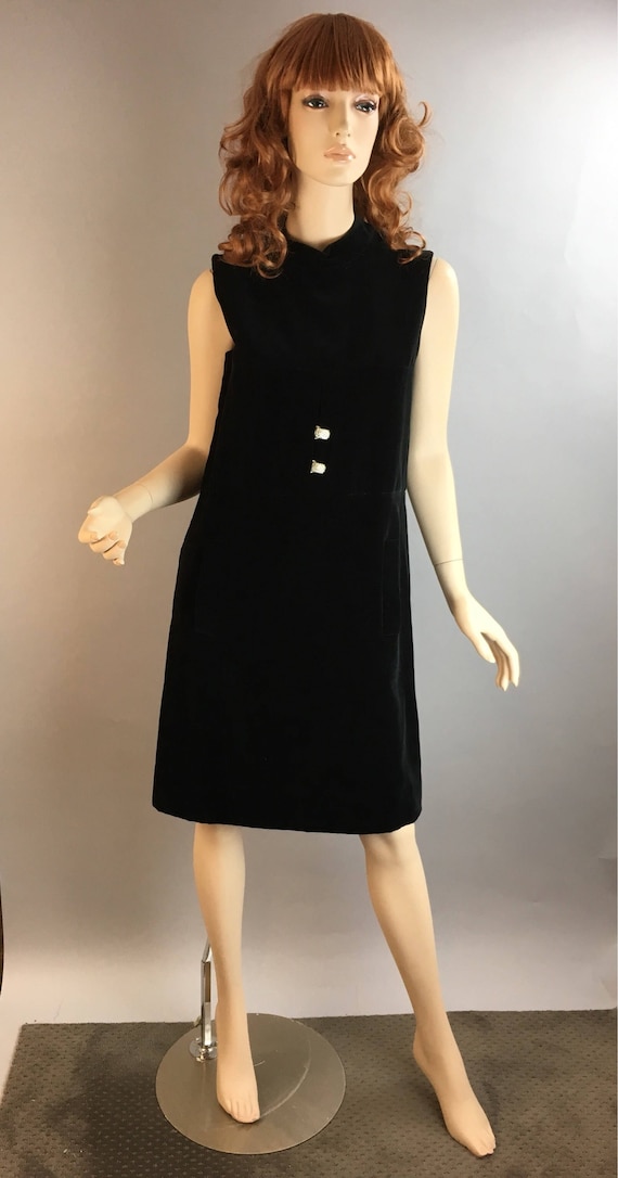 Vintage 1960/'s Metallic Gold Holiday Cocktail Shift Dress with Crystal and Velvet Embellishment