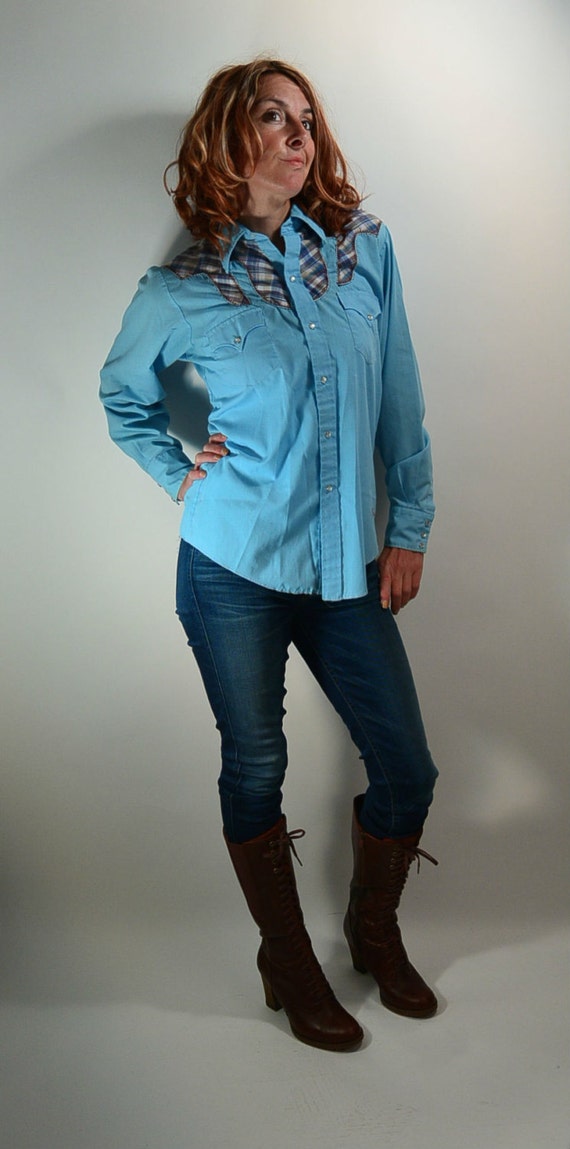 Vintage Western Shirt// Baby Blue Cowboy Shirt// 7