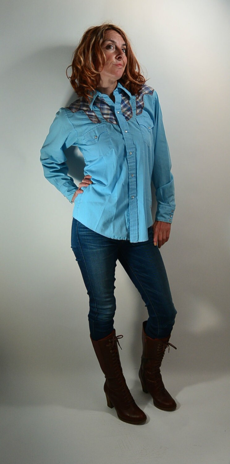 Vintage Western Shirt// Baby Blue 