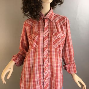 Vintage Western Shirt// Gold and Pink Western Shirt// 80s Large cowboy Shirt (F1)