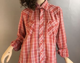Vintage Western Shirt// Gold and Pink Western Shirt// 80s Large cowboy Shirt (F1)