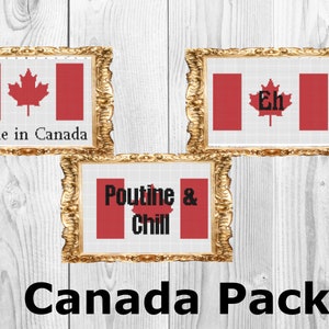 Peut inclure: Trois impressions encadrées du drapeau canadien avec des dictons différents. L'impression en haut à gauche dit "Made in Canada". L'impression en haut à droite dit "Eh". L'impression du bas dit "Poutine & Chill". Les impressions sont sur un fond de bois blanc.