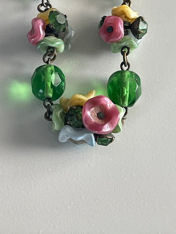Gorgeous 1920s/1930s Art Deco Floral Glass Beaded… - image 3